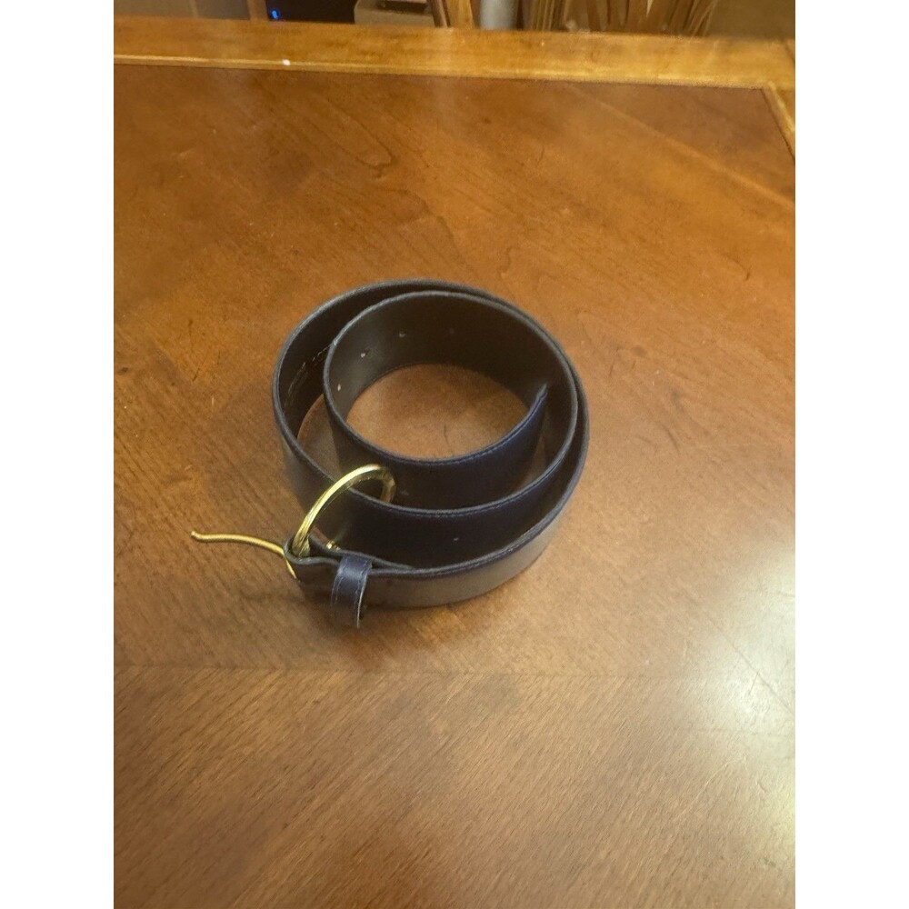 Accessory Lady Navy Blue Leather Belt Size M with Gold Tone Accent Buckle